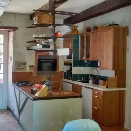 Corps De Ferme Perigourdin Restaure Holiday home Villars (Dordogne)
