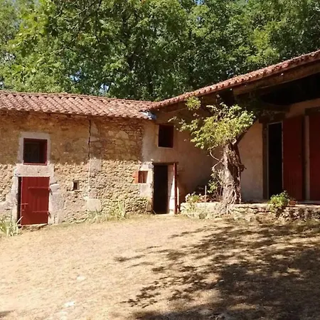 Holiday home Corps De Ferme Perigourdin Restaure